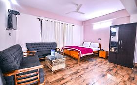 Hotel Aashiyana